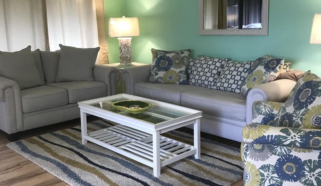 ADORABLE 2BR/2BA CONDO IN SAFE, QUIET RESORT SETTING