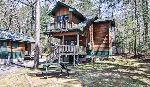 Aerie on Meta Lake/Northwoods Cabin w/Boat Launch