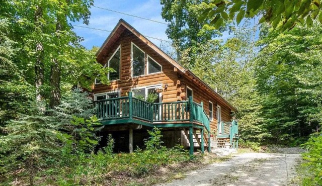 Alpine Cabin | Log Cabin at Shanty Creek Resort | Ski Access + Solo Stove