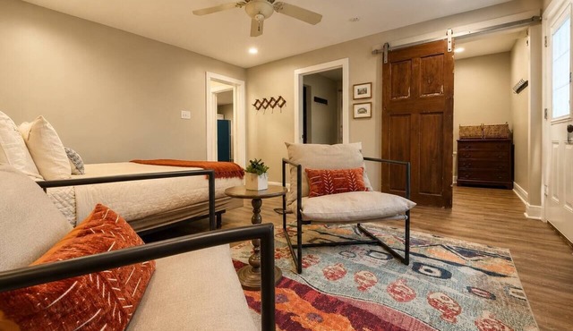 Arlington Rentals Unit 3b (Studio)