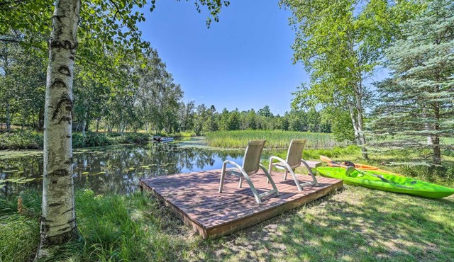 Atlanta Waterfront Cabin w/Dock & Kayaks!