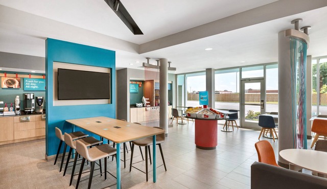 avid hotel Chicago O’Hare – Des Plaines by IHG