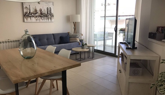 BALMINS APARTMENT, FULLY EQUIPPED 50 MTS FROM THE BEACH OF ST.SEBASTIA in SITGES