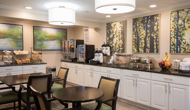 Baymont by Wyndham Detroit Airport/Romulus
