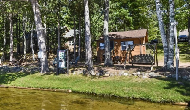 Bayview Resort Sandy Shores Cabin #3