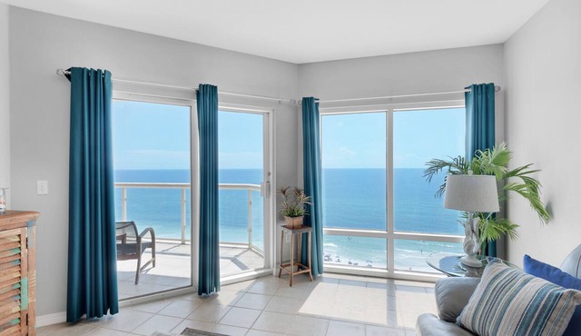 🌅Beachfront-2 Pools-Hot Tub-Sauna-Gym-2BR Emerald Isle 1206🌅