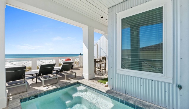 Beachfront Home Salty Smiles - Sleeps 18, Private Pool, Beachfront, Family Fun
