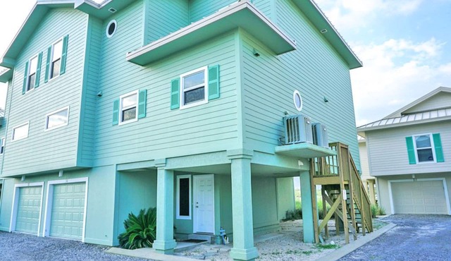 Beachy Gulf Front Townhome at Portside Villas #14! Close to Beach and Pool.