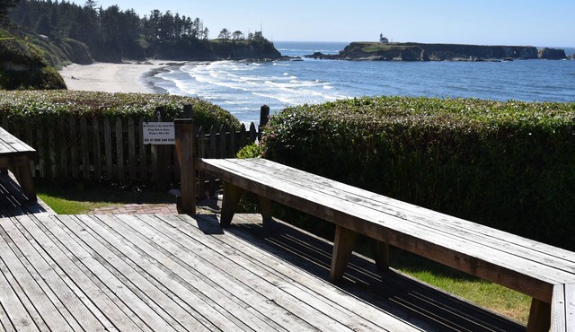 Beautiful Beachfront Home on Lighthouse Beach