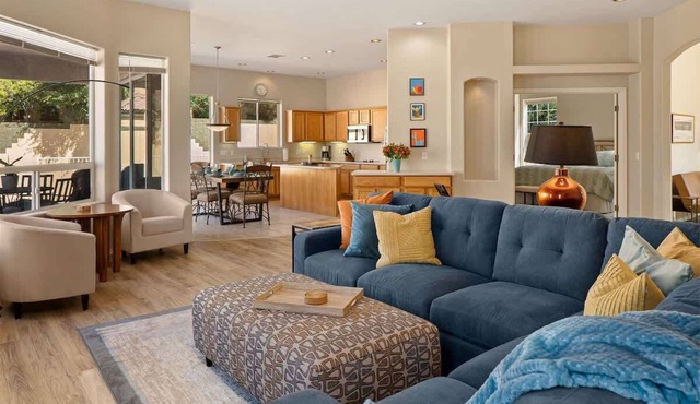Beautiful Home 55+ Community, Pool & Hot Tub! Pino