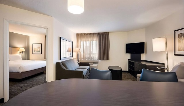 Best Value, Quality Stay! 4 Relaxing Units, Pet-Friendly, Near Robinwood Park
