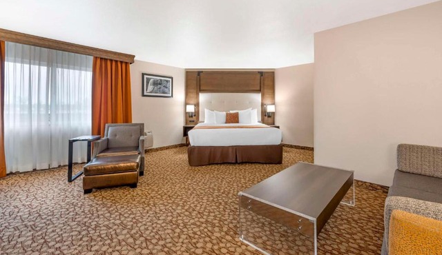 Best Western Plus Mill Creek Inn