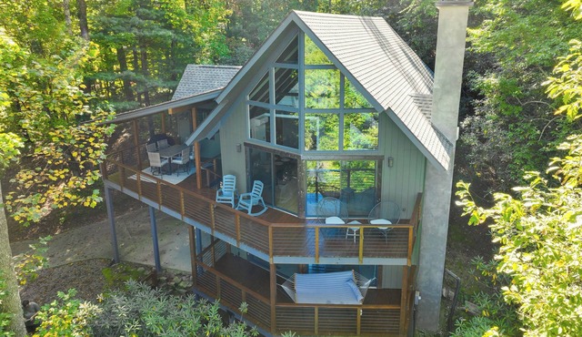 Blue Ridge Pkwy View & Deck: Brevard Home!