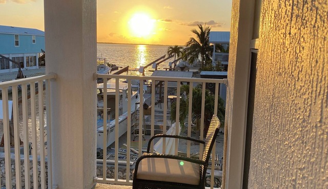 Brand New Home on The Ocean, bring your boat and RV!