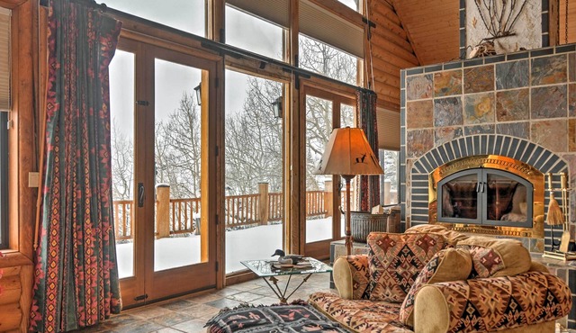Brian Head Cabin Minutes from Slopes w/Game Room!