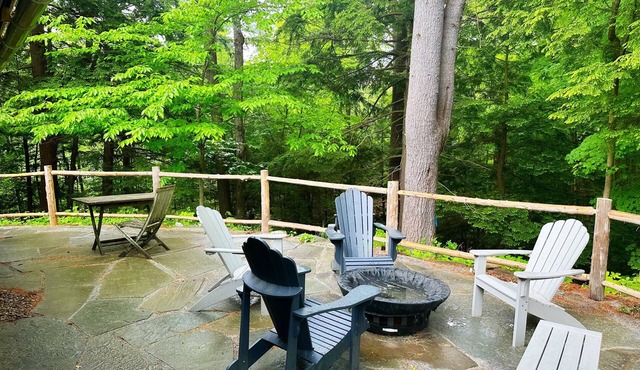 BrookView-secluded mountain setting but minutes to everything!