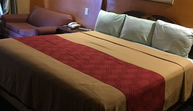 Budget Inn And Suites