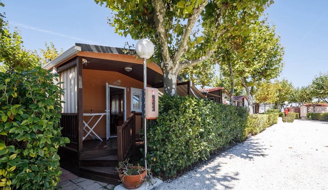 Bungalow 'C' with Private Pool, Private Terrace and Wi-Fi in Pontevedra