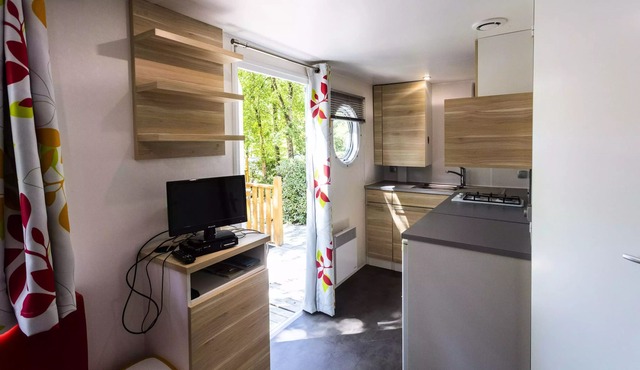 Campsite Saint Pierre de Rousieux**** - Mobil Home Petit Ohara 2 Rooms 2 People in SERVIES