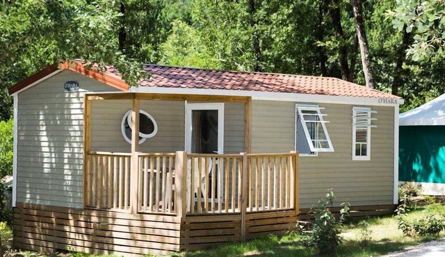 Campsite Saint Pierre de Rousieux**** - Very large Mobile Home 4 Rooms 6 People in SERVIES