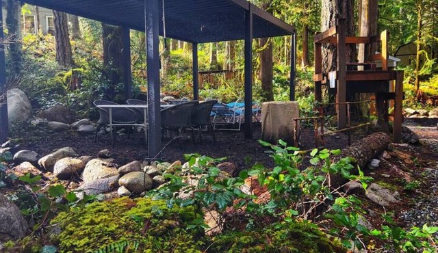 Cascade Rustic Base Camp - large camping lot