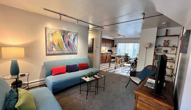CD1 Downtown Garden Flat - Central