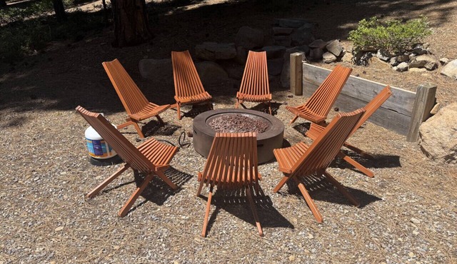 Cedar Flat Cabin - Outdoor Fire Pit!