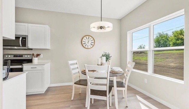Central Cedar Falls Townhome - Family Friendly!