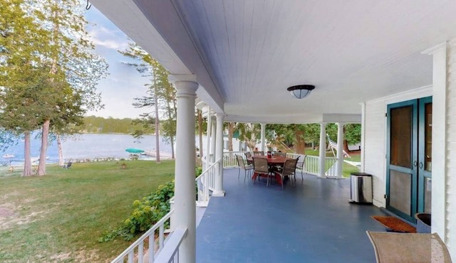 Century-Old Lakefront Victorian on a Private Island—Boats, Beach & Dog-Friendly