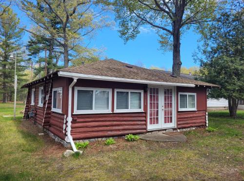 Chappy's Cabin - Cute and Comfy with AC!