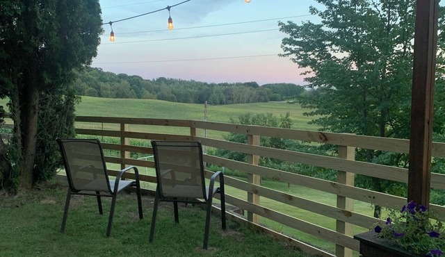Charming 3-bedroom fully renovated house in peaceful country setting