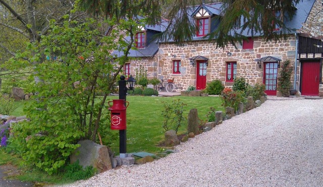 Charming House 6 Pers, Sauna, Scenic Views, Swiss Normandy in Athis-Val de Rouvre