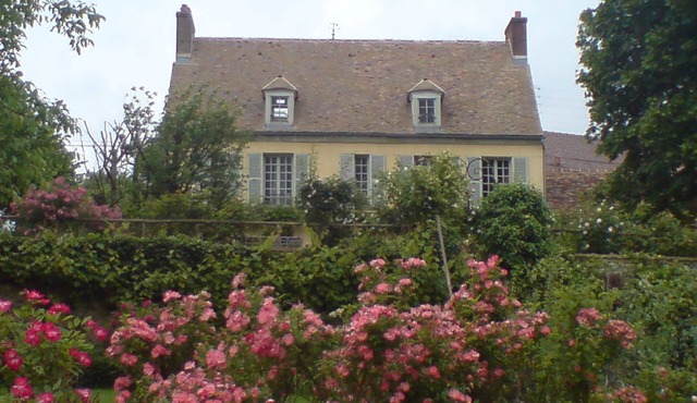 Charming house in the heart of Vexin (55 minutes from Paris) in Château-Sur-Epte