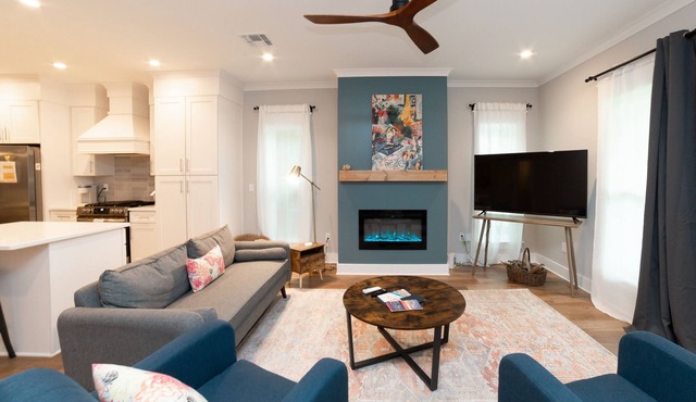 Cheerful 4 Bedroom Home in Downtown Depot District