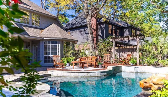 Cherry Hills Poolside Escape