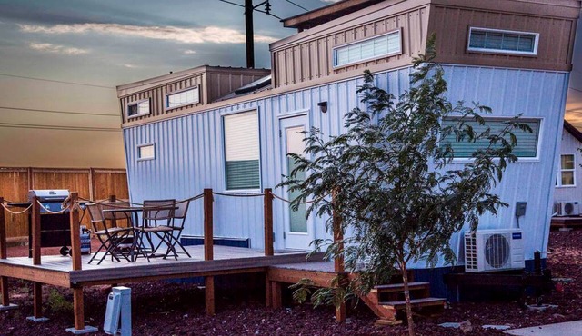 Chic Coziness: Fully Equipped Original Tiny House in Apple Valley