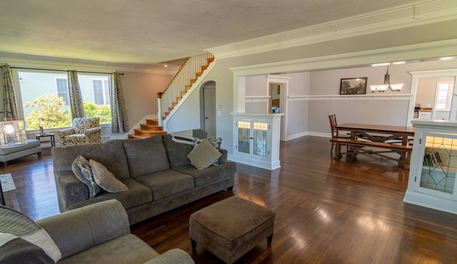 Close in Historic district craftsman