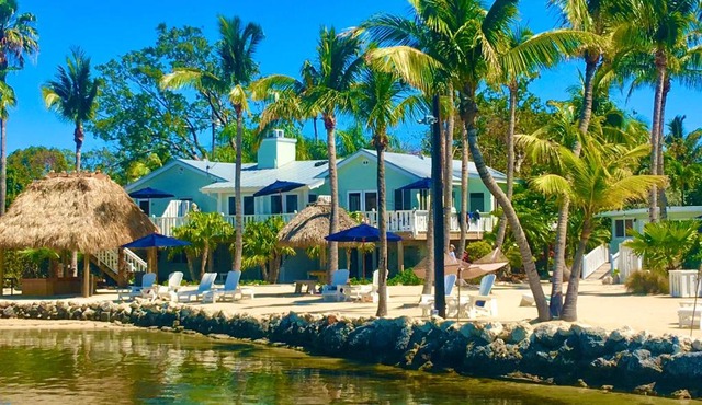 Coconut Palm Inn
