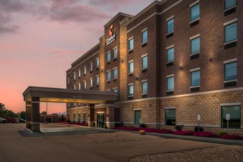 Comfort Inn & Suites Adrian