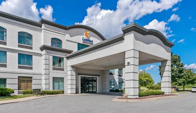 Comfort Inn & Suites Grand Blanc-Flint