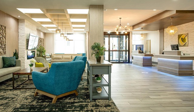 Comfort Suites Oil Center