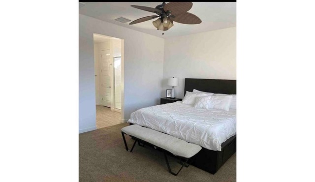 Comfortable, Clean, Spacious 4 bedroom with Pool in Tolleson