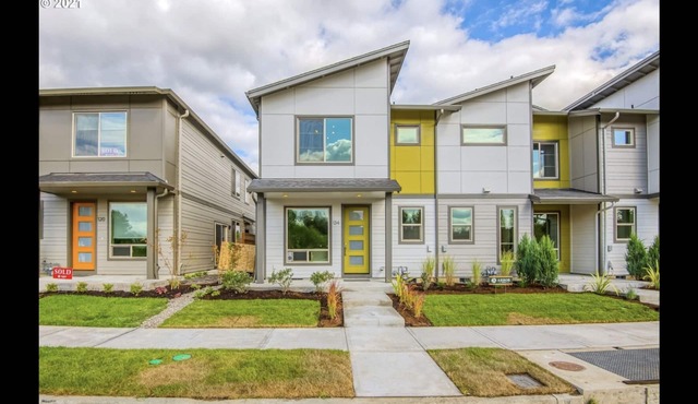 Comfy Cool Condo 5min from McMenamins Edgefield &10min from Columbia River Gorge