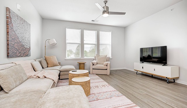 Comfy Cozy - 2King bed/2bth Fishers