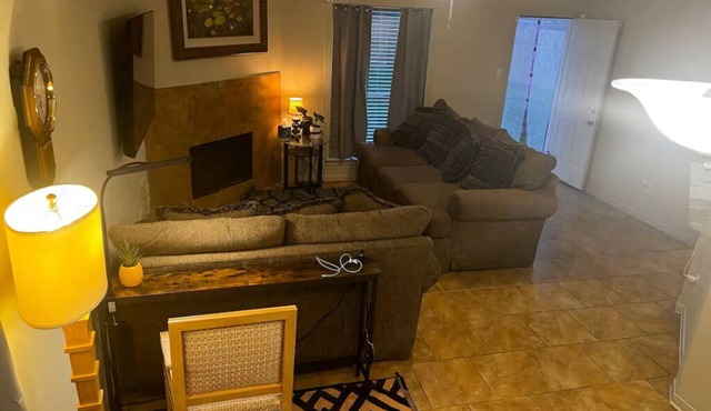 Comfy, quiet, and private stay!