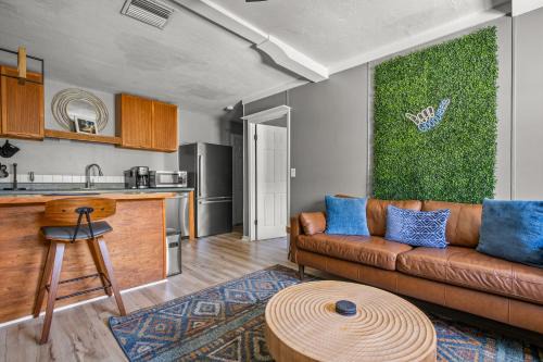 Condo - 2 min walk to beach in Melbourne Beach