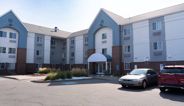Coratel Suites Extended Stay MSP Airport Minneapolis Richfield in Richfield