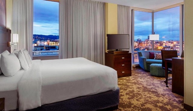 Courtyard by Marriott Portland City Center