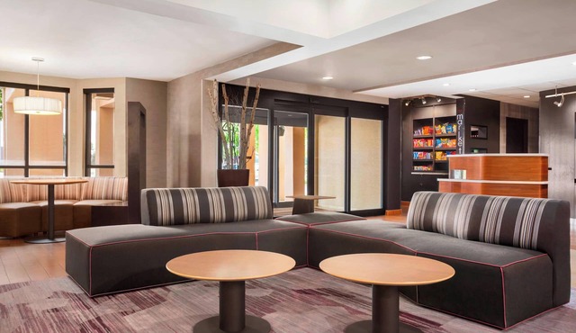 Courtyard by Marriott Springfield