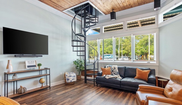 Cozy 2 bedroom home S